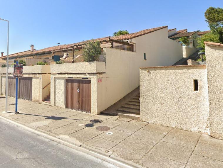 Maison 3 pièces 5-7pers Vue sur port, garage, clim Gruissan Esterno foto